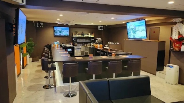 南浦和のガールズバーハレノヒ