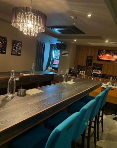 沖縄のガールズバーグレースカフェ