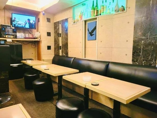 新橋のスナックCROWS(クローズ)