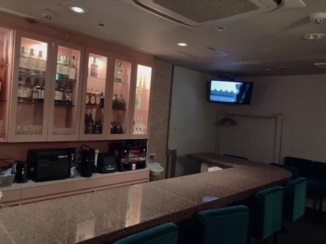 ミナミのスナックカフカ