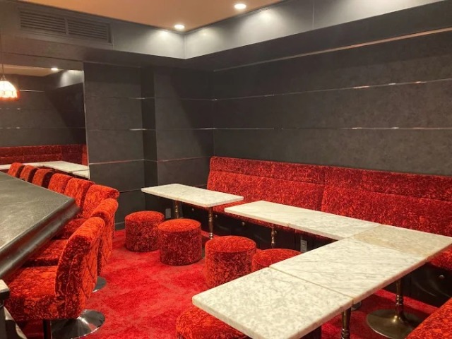 渋谷のスナックつむぎ