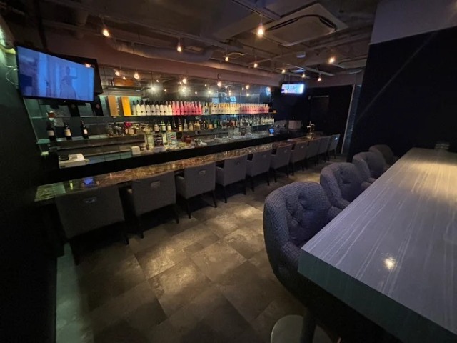 巣鴨のガールズバーGIRLSBARN