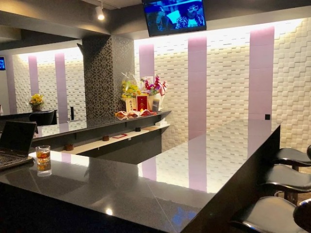 巣鴨のガールズバーメギツネトーキョー