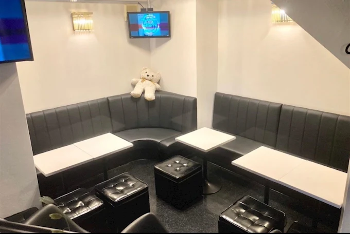 池袋のガールズバーアンティーク