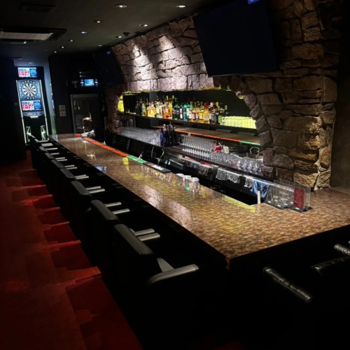 大久保のガールズバーBILLION'S CAFE